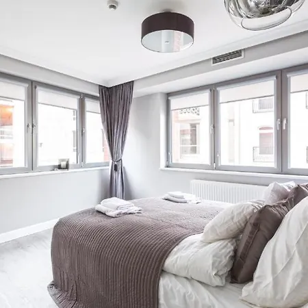 Apartment Old Town Tartaczna 9d *