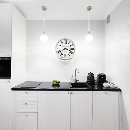 Old Town Tartaczna 9d *