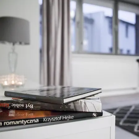 Old Town Tartaczna 9d *